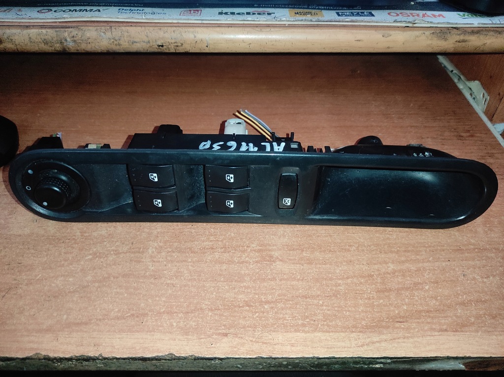 фото №1, 8200519359 панель окон renault espace iv