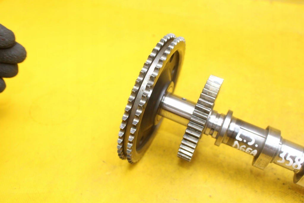 фото №5, Вал распределительного вала левый всасывающий hyundai ix55 kia 3.0 crdi d6ea 24331-3a000