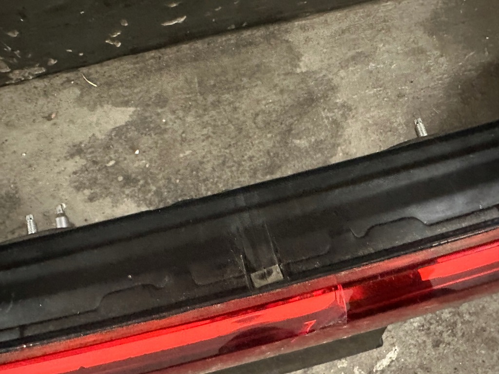 фото №7, Лампа задня середня audi q8 пошкоджені скло 4m8945095p