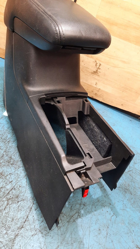 фото №7, Подлокотник mitsubishi outlander i 03-06r