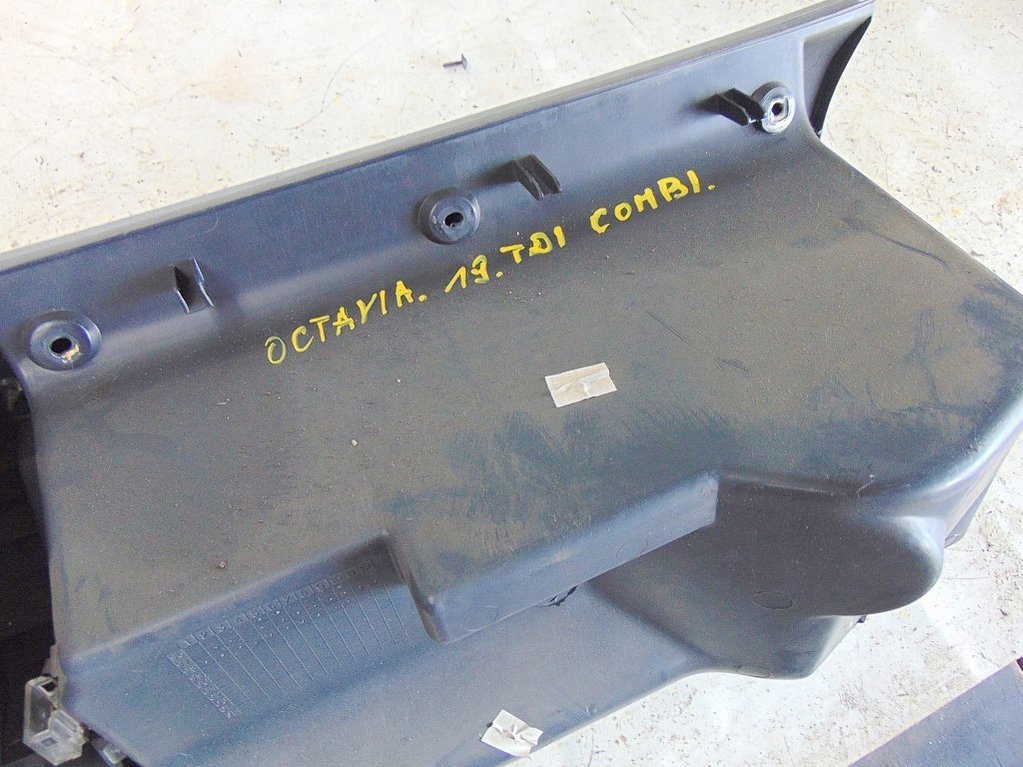 фото №9, Skoda octavia i 1.9 tdi 98r бардачок eu пассажира