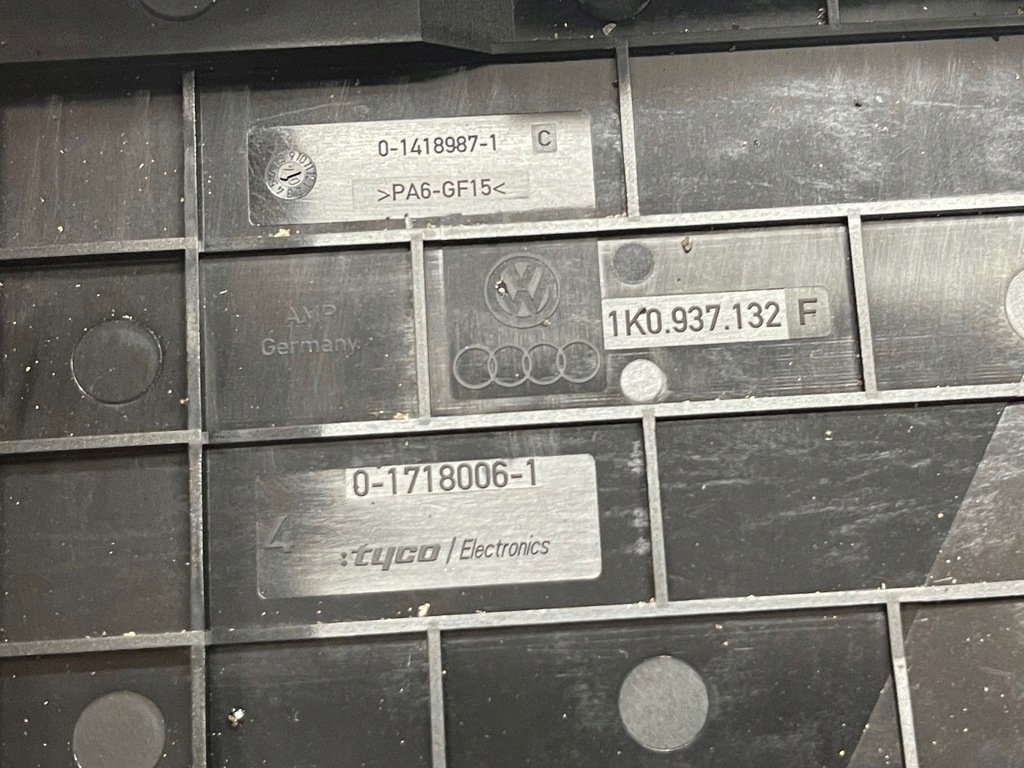 фото №7, Seat altea 2007 рамка / модуль запобіжників