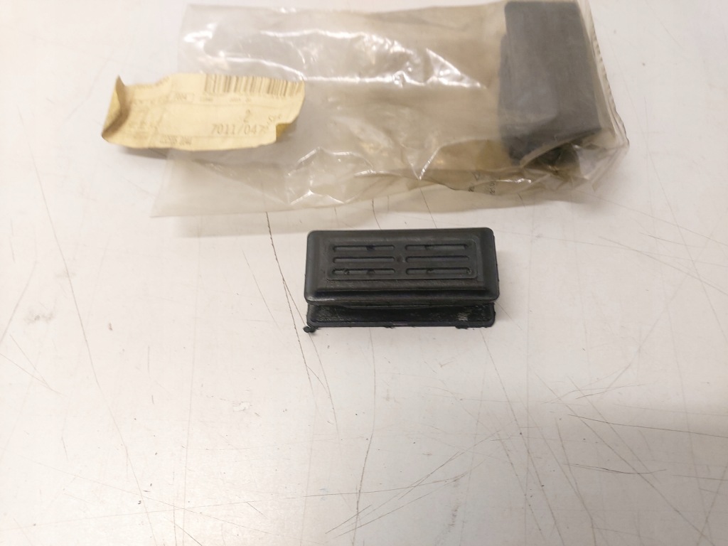 фото №1, Mercedes sprinter резиновый элемент отбойник рессора левый перед org 9013221419