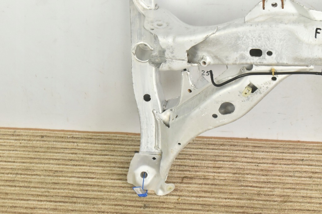 фото №11, Підрамник двигуна балка перед 6796692 bmw f10 f12 f01