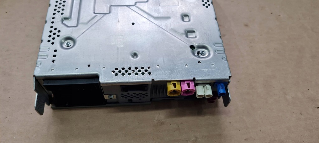 фото №13, A4 b9 8w считыватель навигации мультимедиа 8w0035192c a5 8w