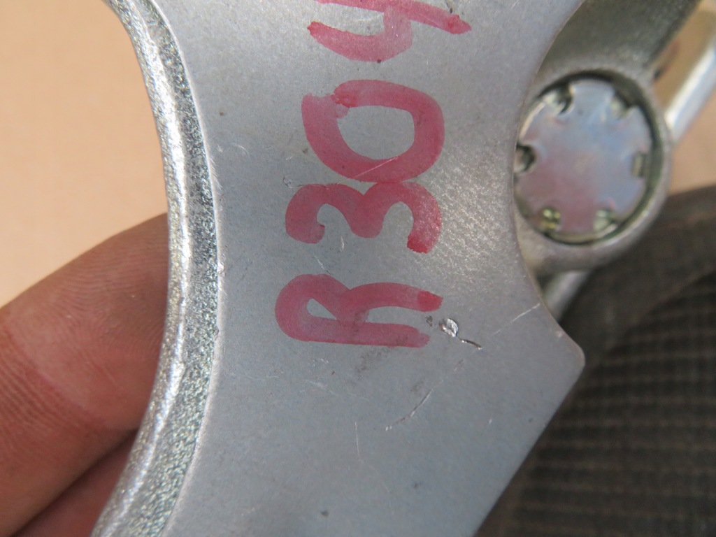 фото №10, Петля дверь левый перед верхний mercedes-benz a w176 2014 a046572