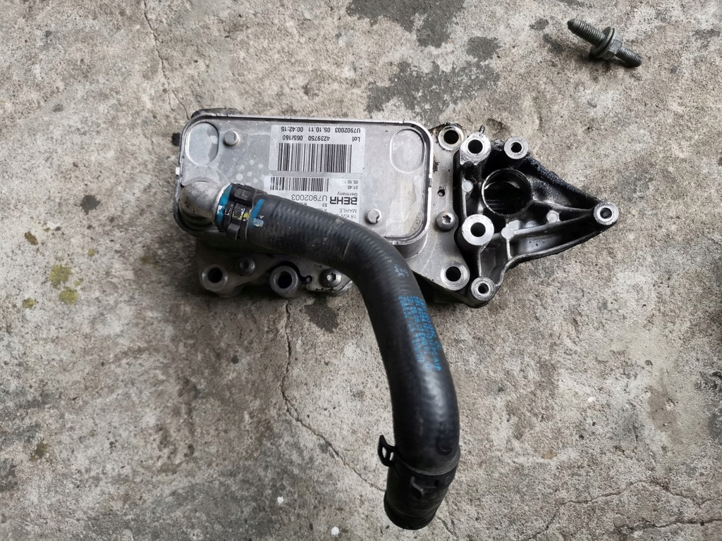 фото №1, Радіатор оливи a6511800665 sprinter 906 2.2 651