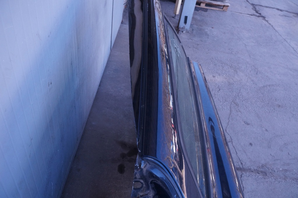 фото №6, Крыло четверть обшивка правый задняя volvo c30 чёрный i lift