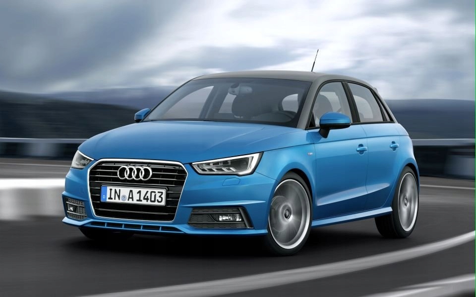 Решітка радіатора рамка протитуманної фари ліва audi a1 2014-2018 Доставка