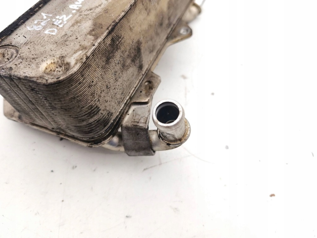 Audi a6 allroad c7 2013 радіатор оливи коробки передач y4696001 Зі Шроту