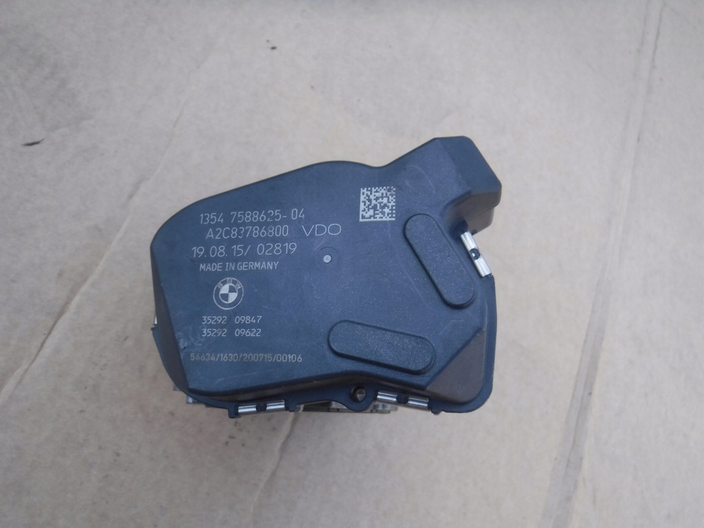 фото №1, Дроссельная заслонка bmw f11 f10 2.0b 7588625