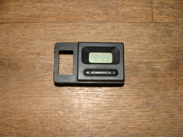 фото №1, Часы панели консоли land rover discovery 2 ii