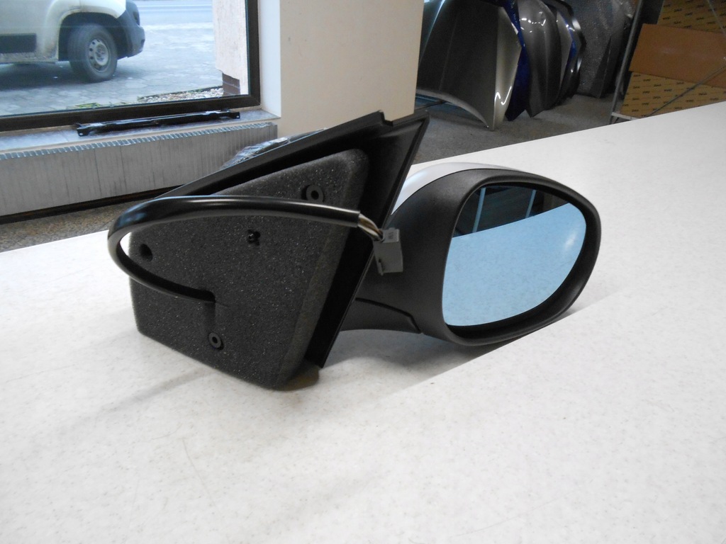 фото №1, Зеркало наружное правое