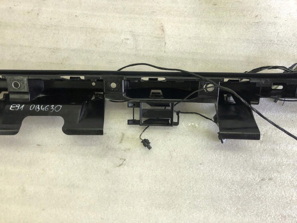 фото №13, Направляющая бампера задняя жгут 7127720 bmw e91