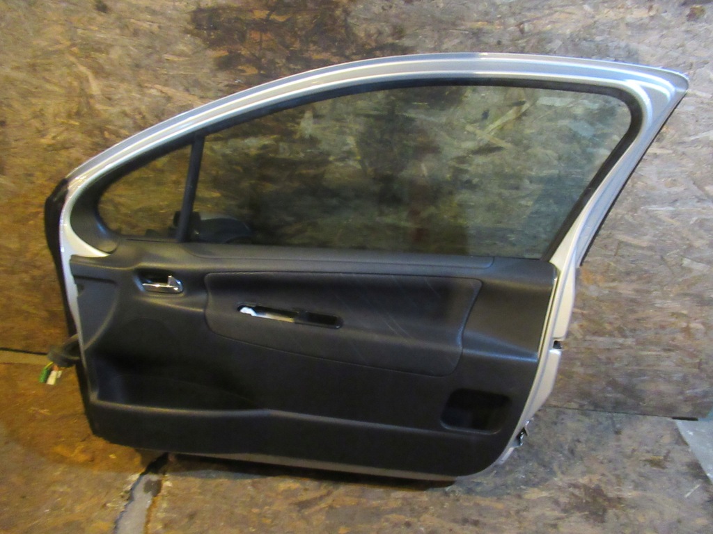 фото №6, Двері перед праве peugeot 207 3d