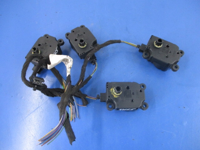 фото №1, Ford mondeo mk4 двигатели отопителя вентилятор