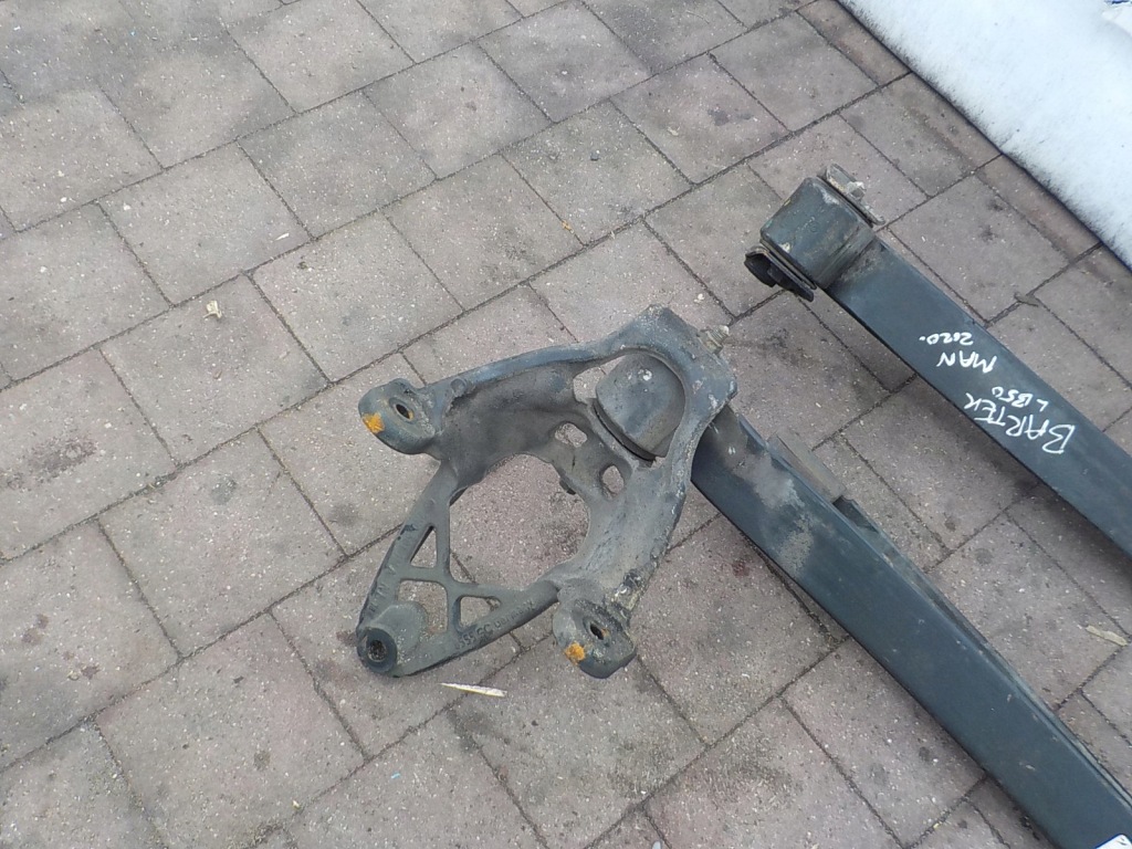 Man tge 18r рессоры щетки задняя 2n0511151aa комплект Доставка