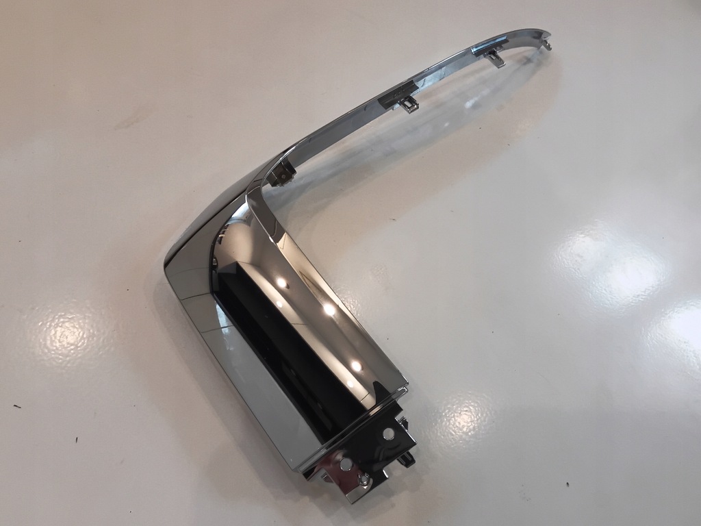 фото №6, Mitsubishi l200 18 - молдинг бампера хром левая верхний