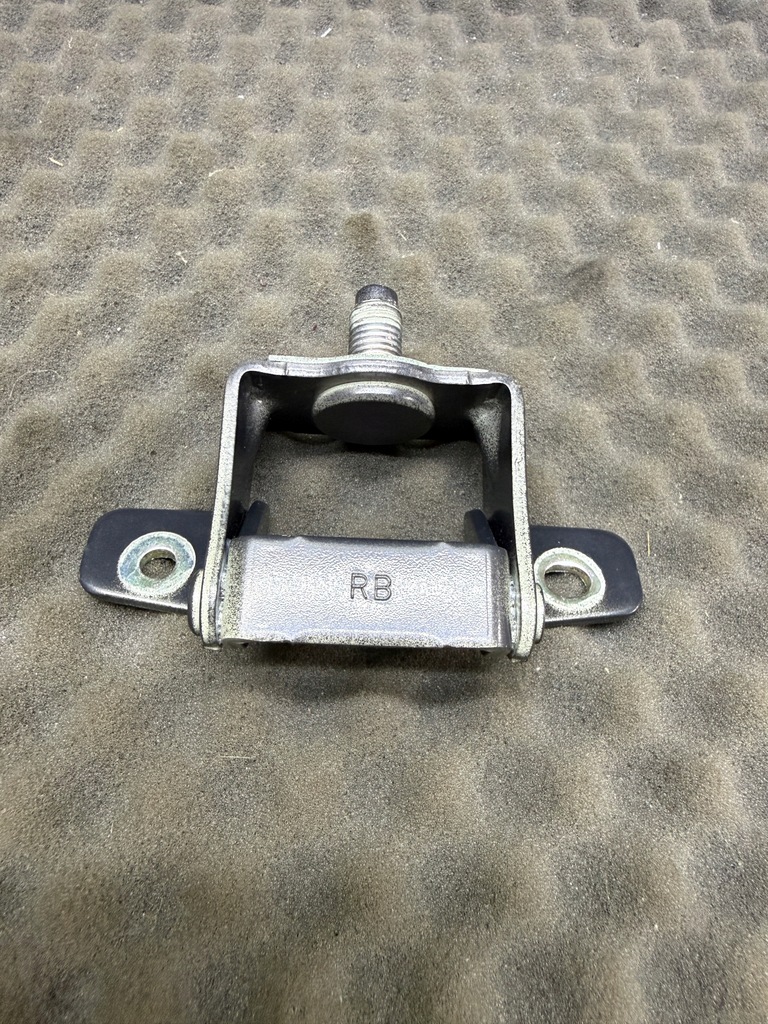 фото №1, Петля крышки багажника kia rio