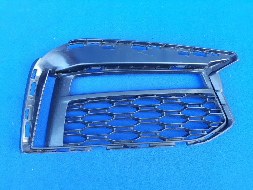 фото №1, Bmw 5 g30 m-pakiet 17-20 заглушка решётка правая