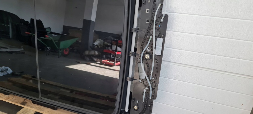 Jeep grand cherokee wl 2022 люк панорама люк стекло p6nc07sa5aj Оригинал