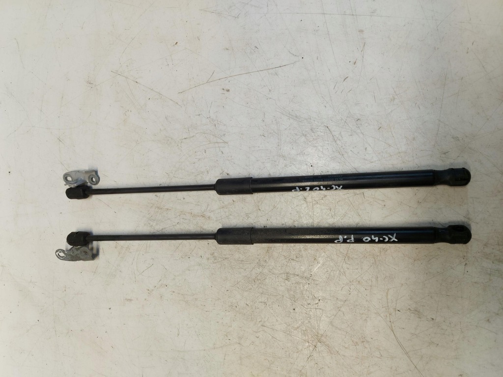 фото №1, Volvo xc40 привод капот