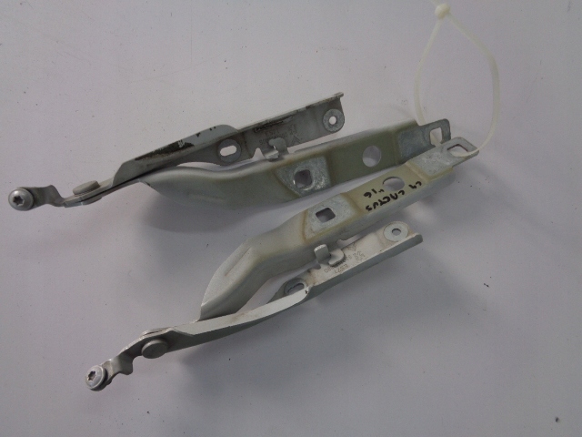 фото №2, Петли капот citroen c4 cactus 2015 rok efcd