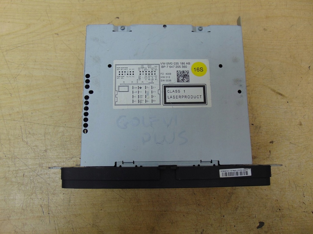 фото №13, Радио заводской vw golf vi plus 5m0035186ab