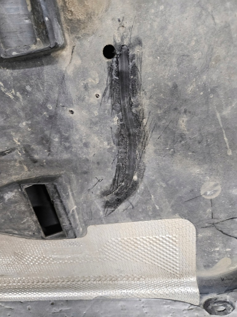 фото №5, Захист двигуна підвіска a2465201523 mercedes w246 11-19