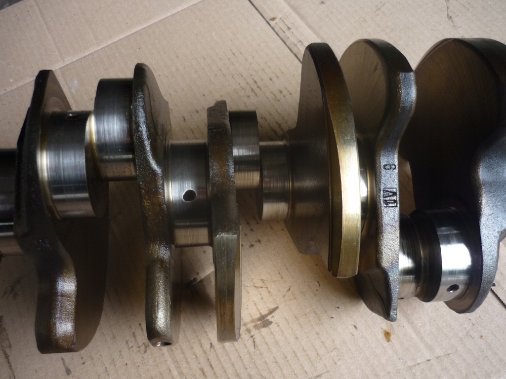 Wał коленчатый audi a6 c6 a4 b7 3.2 fsi auk 06ep Недорого