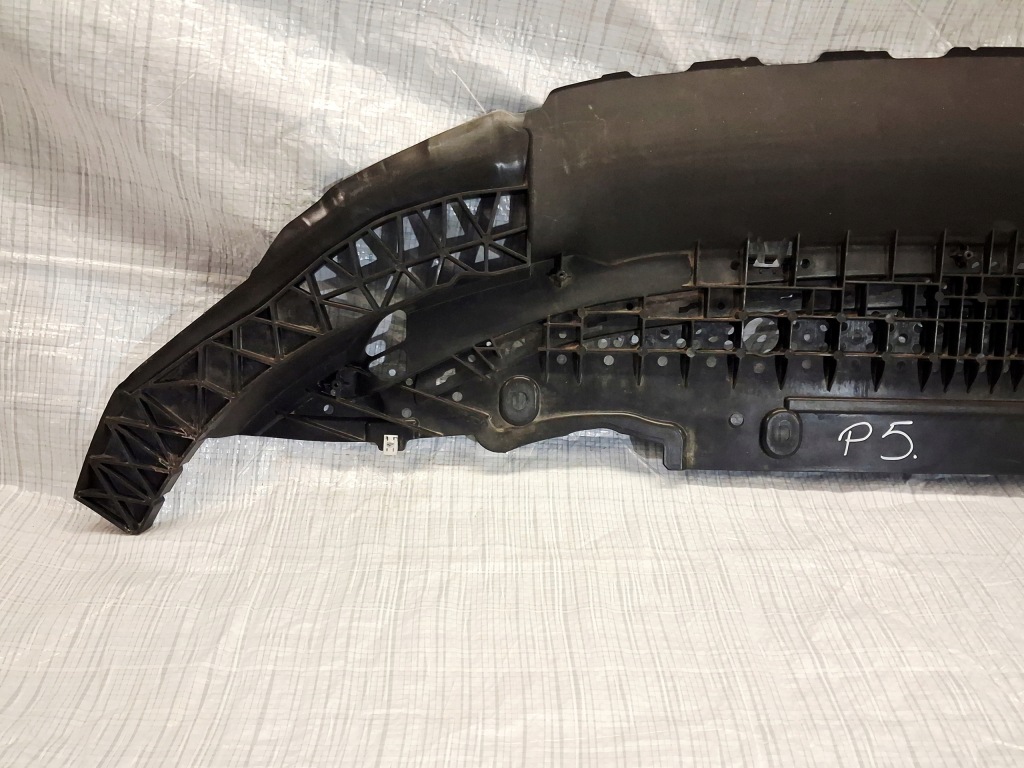 Audi a5 iii b10 захист плита pod бампер перед 8b3807611 bydgoszcz Доставка