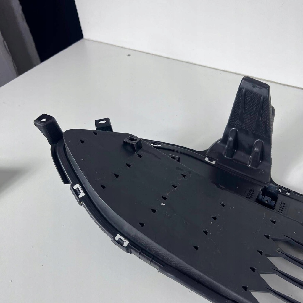 фото №10, Hyundai kona n-line решётка нижняя dół бампера передний перед 86561-i3nb0