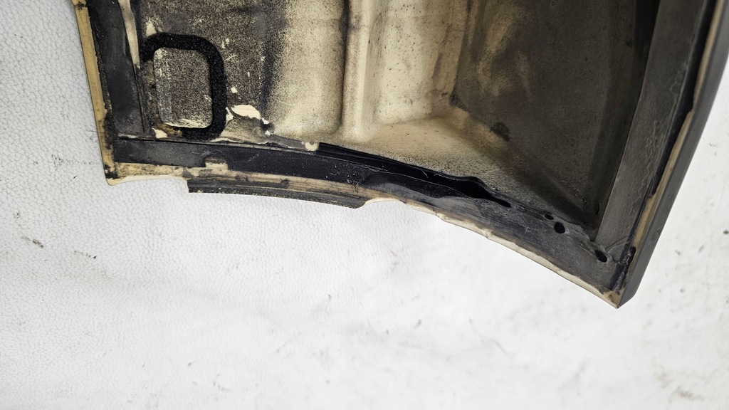 фото №9, Молдинг дверь левый задняя aston martin dbx ny83-23985-aa