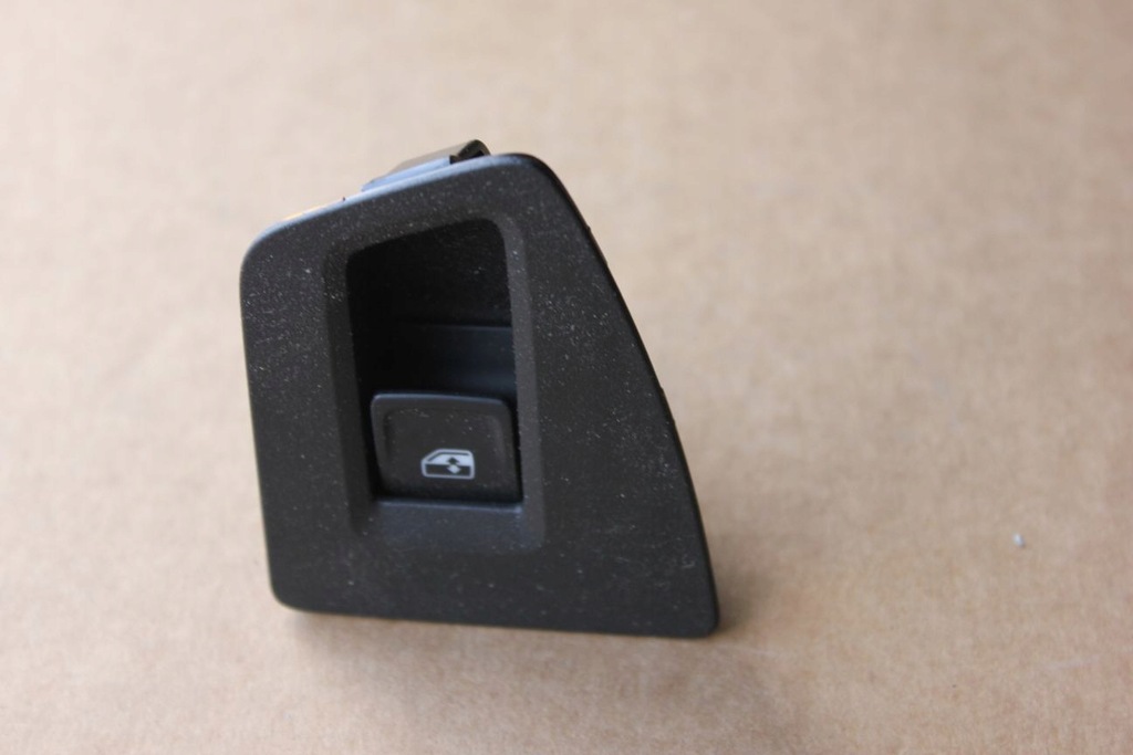 фото №1, Переключатель стекло дверь vw atlas 3cn868346