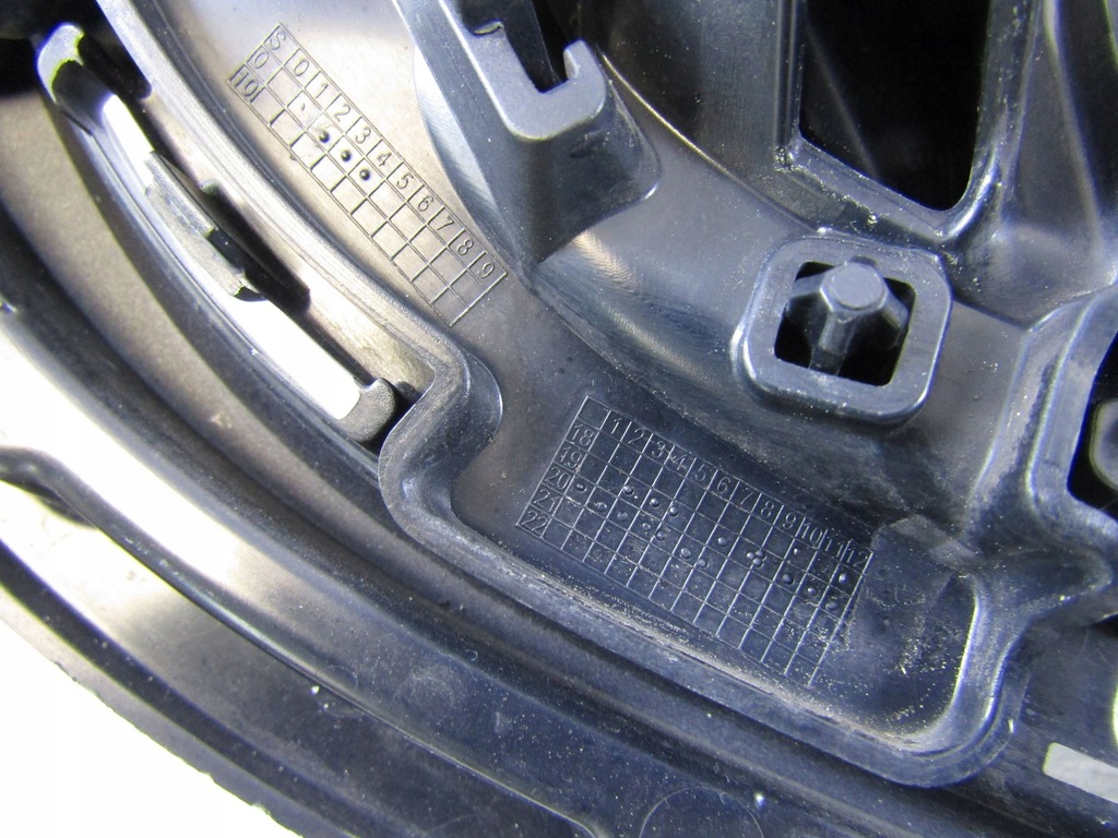 фото №14, Skoda octavia iv решётка радиатора решётка радиатора бампера перед 5e3853653