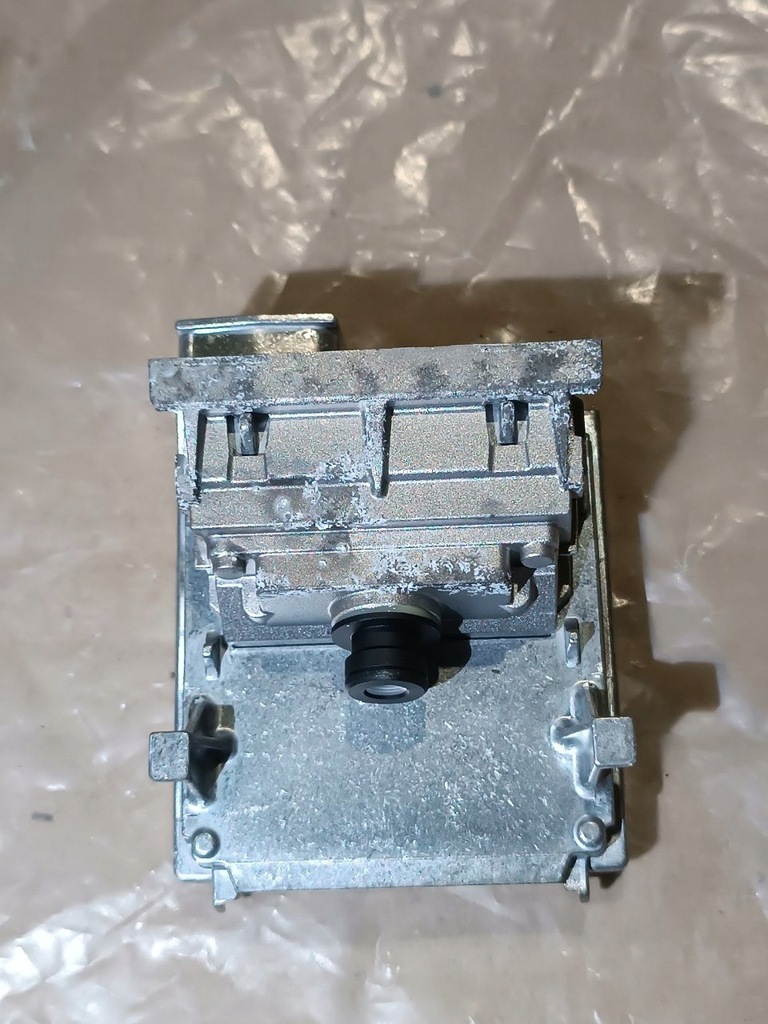 фото №1, Renault clio v captur ii 2021 камера ассистент поперечина движения 284623677r