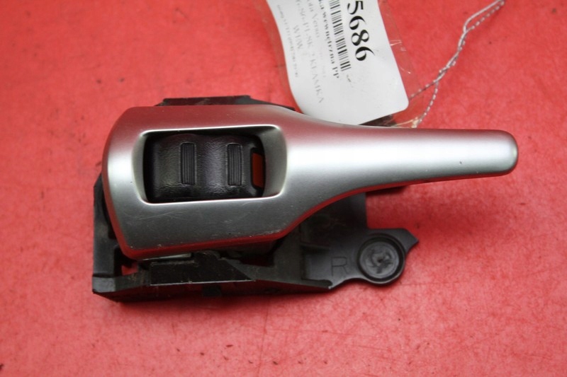 фото №1, Ручка внутрішня права перед toyota verso 12r