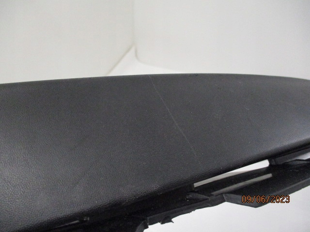 фото №9, Renault megane iii молдинг бампера передний