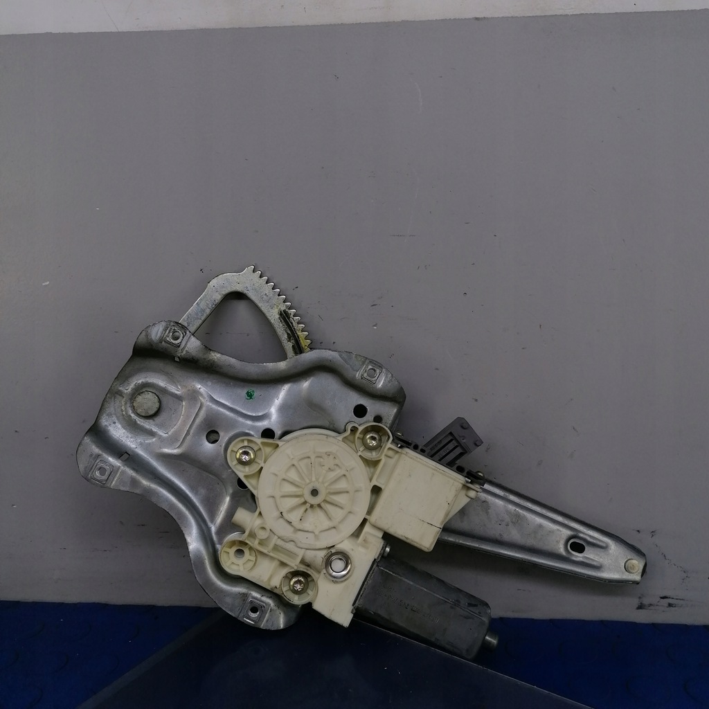 фото №1, Toyota avensis t25 підйомник скло задня лівий 69840-05100