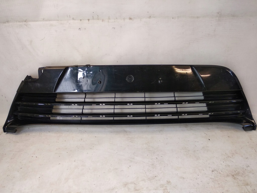 фото №1, Toyota verso lift решётка бампера передний 2013-