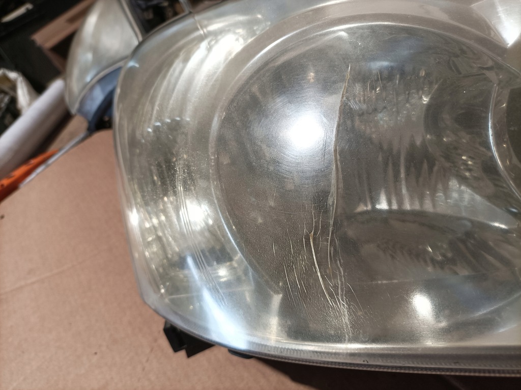 фото №9, Лампа права toyota corolla e12 lift 81110-02380