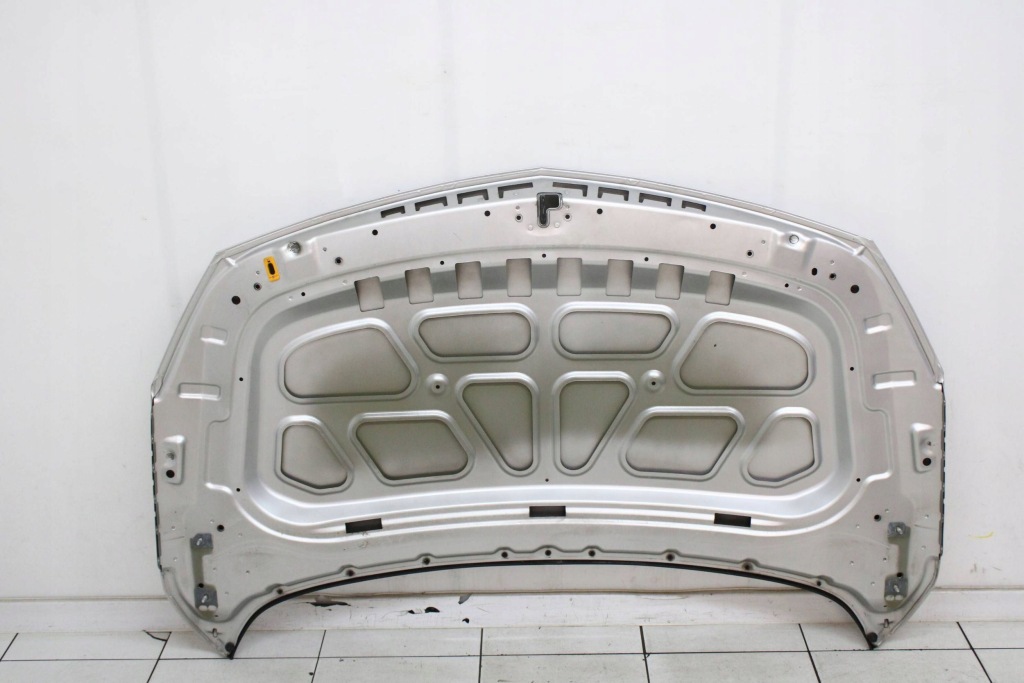 Капот крышка двигателя opel astra j iv 4 2009r- z176 Цена