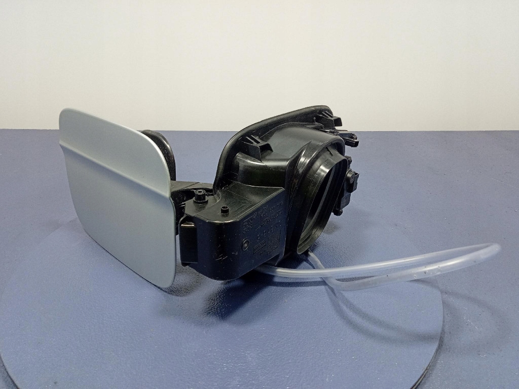 Skoda elroq 50 24- кришка роз'єм заряджання 5lg809702 la7w в Україні