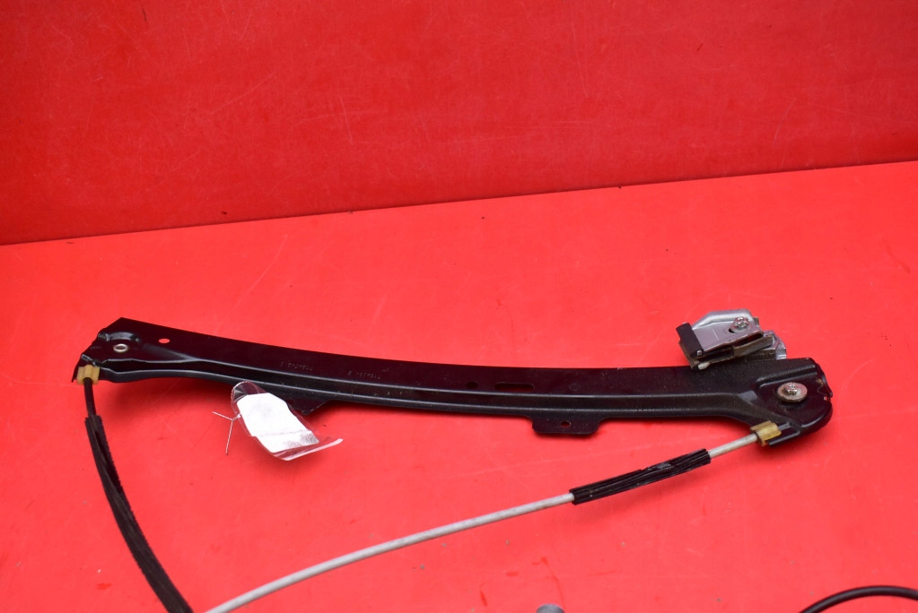 Підйомник скло правий перед eu 6981142 bmw e60 e61 07-10 Ціна
