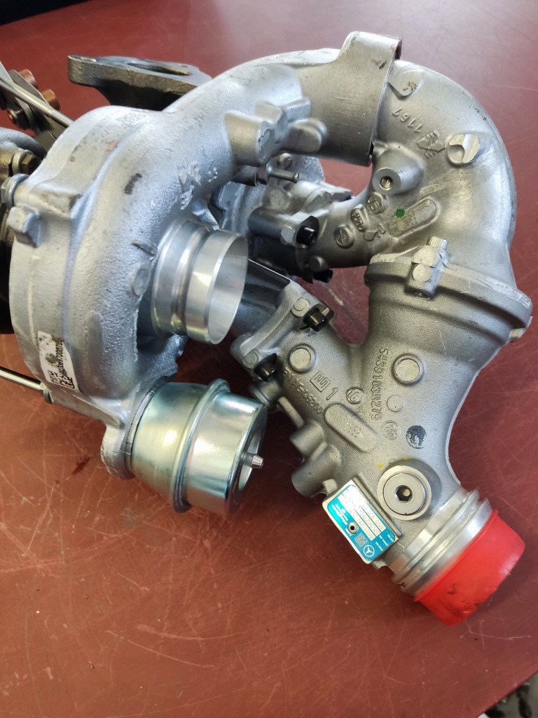 Турбонагнітач турбіна mercedes 651 a6510907080 nowa Зі Шроту