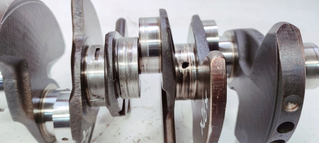 Wał коленчатый audi a6 c6 рестайлинг  3.0 tfsi caj r6eb 28 в Украине