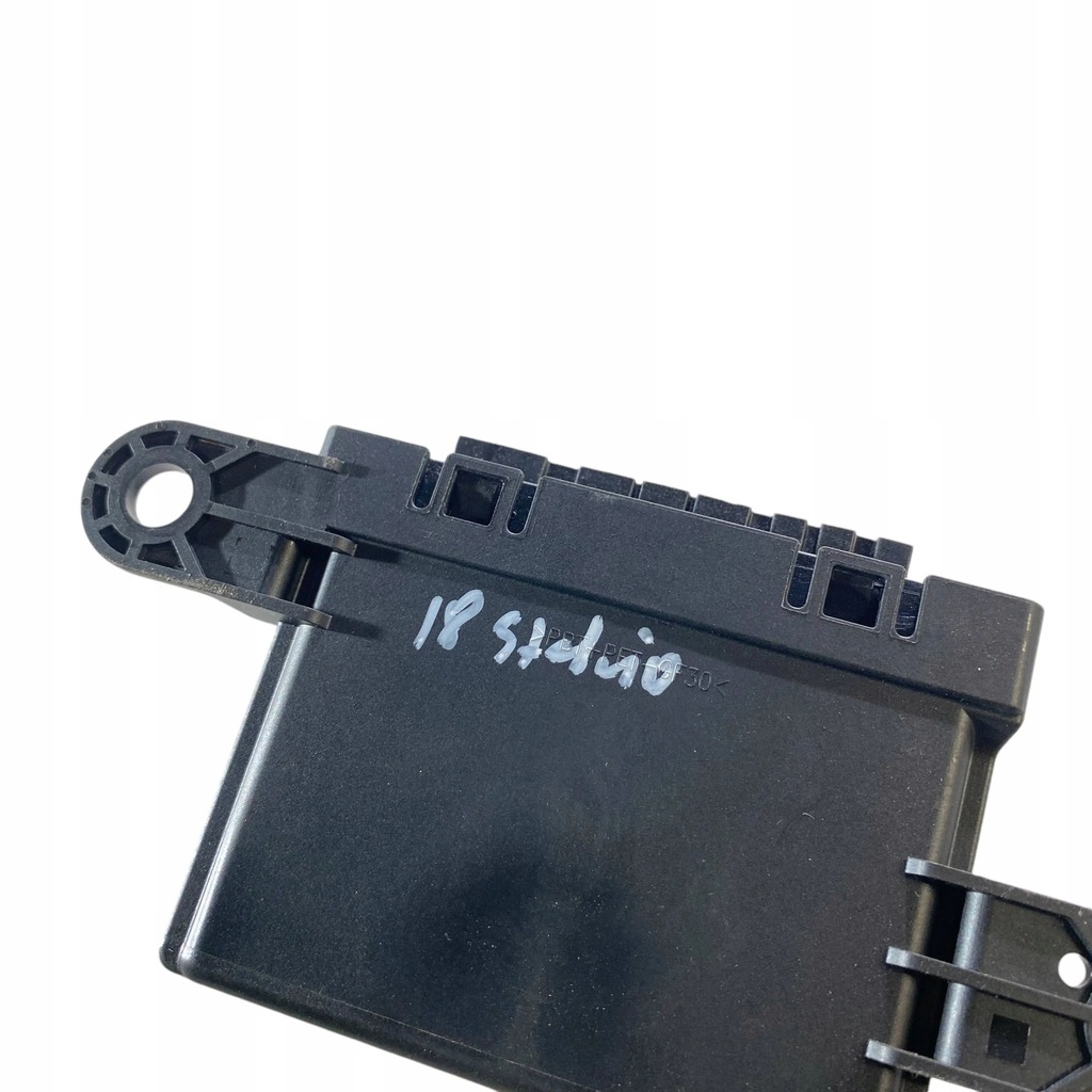 фото №8, Alfa romeo stelvio 2019 блок управления / модуль парковки pdc