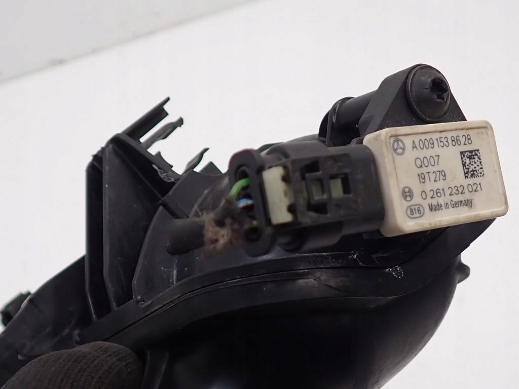 фото №11, Коллектор впускной  оригинал a2640901800 mercedes glc 300 x253 2.0 cgi 20r