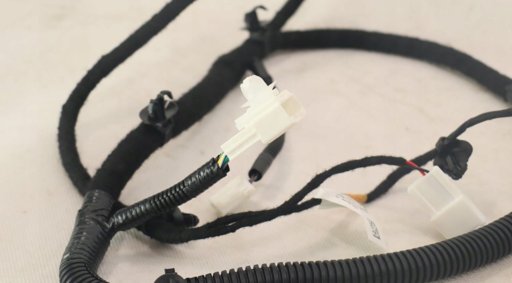 фото №10, Tesla model y 2020- электропроводка сиденье nv56 1489061-00-c