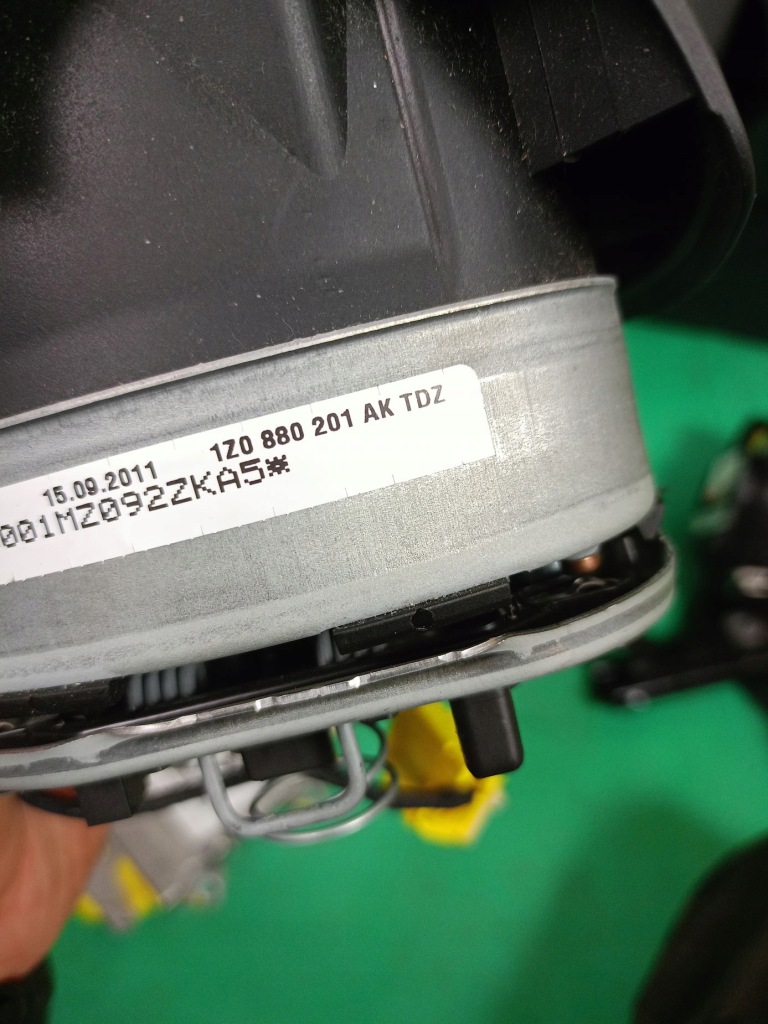 фото №10, Приборная панель приборная air bag skoda octavia ii fl lift